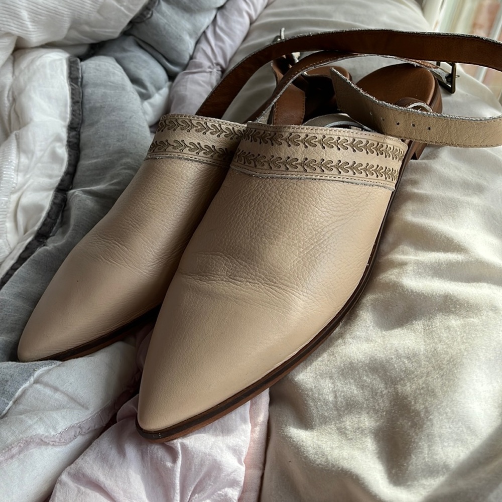 Anthropologie Pilcro Flats